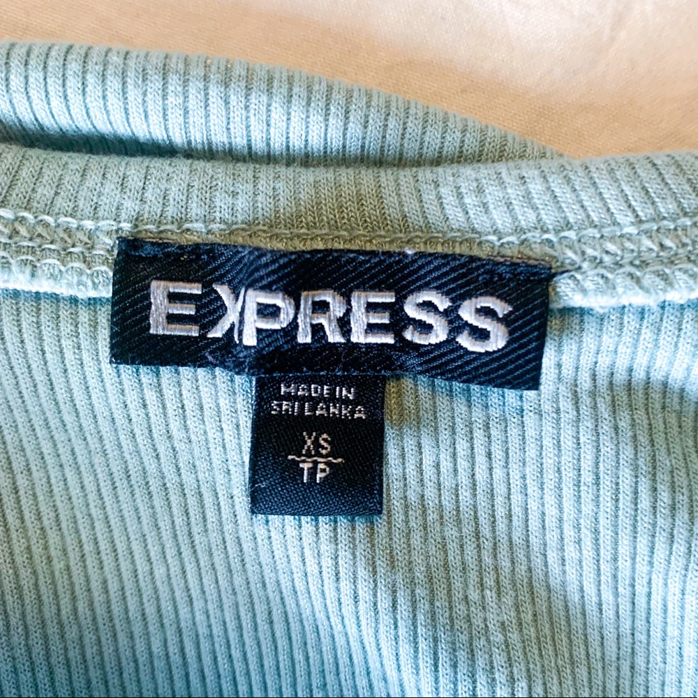 Express seafoam green ruffle bodysuit - Picture 5 of 7